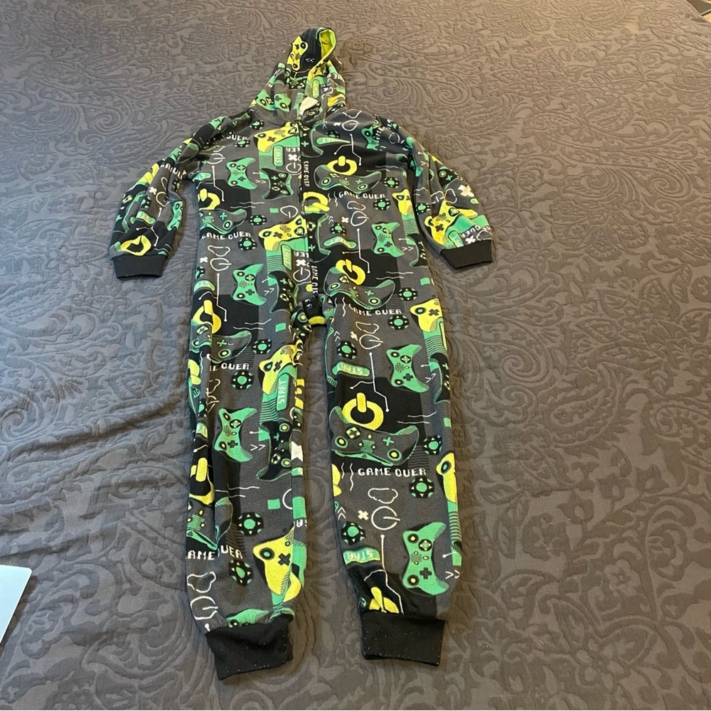 Kids Gaming-Themed One Piece Pajama Size M/M 7/8